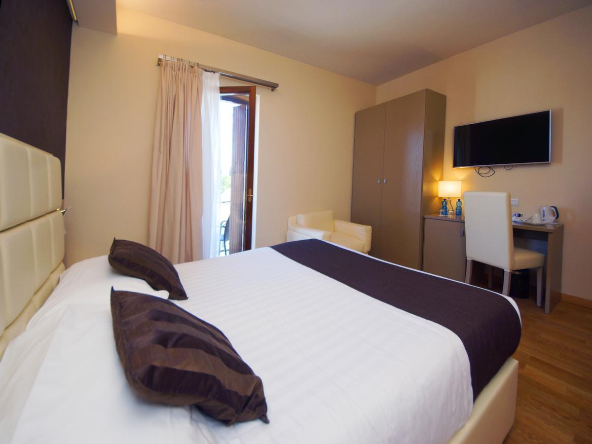 Dori Hotel 3*