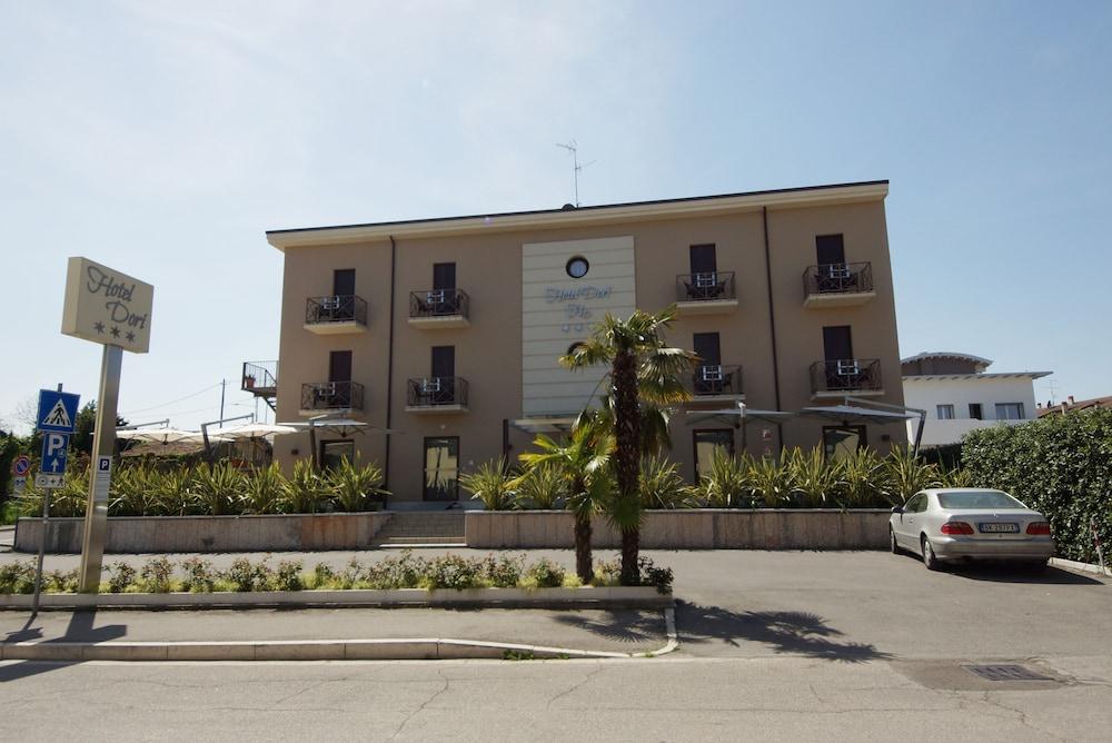 Hotel Dori