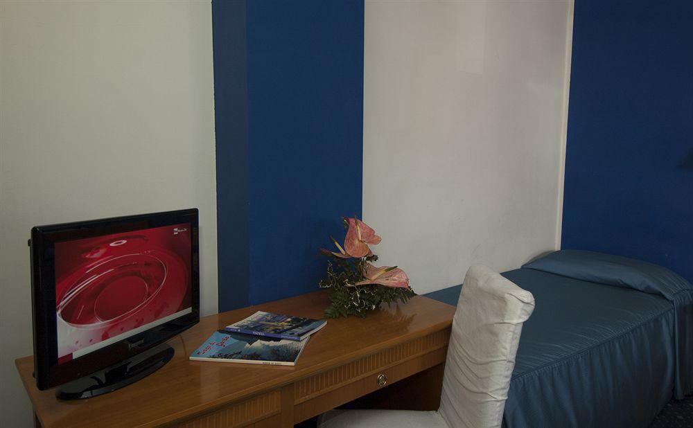 Hotel Dori 3*